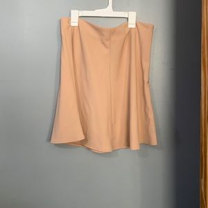 Nude skirt, side Zipper, never worn